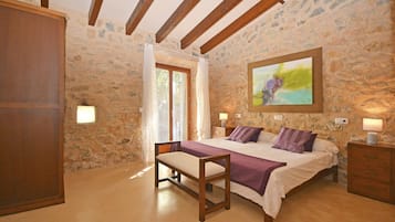 3 dormitorios, wifi gratis, ropa de cama