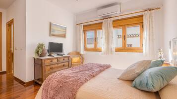 3 habitaciones, tabla de planchar con plancha y wifi gratis