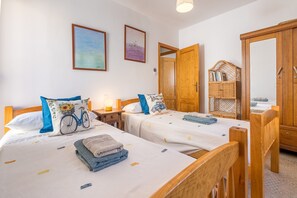 2 chambres, accès au Wi-Fi (inclus), literie fournie