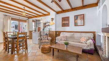 Televisión, chimenea