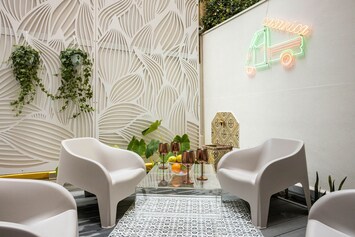 Enceinte de lâhĂ©bergement