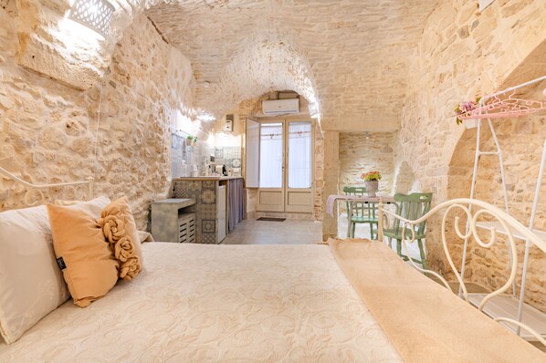 1 غرفة نوم وواي فاي مجانًا وملاءات أسرّة