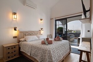 3 camere, ferro/asse da stiro, Wi-Fi gratuito, lenzuola