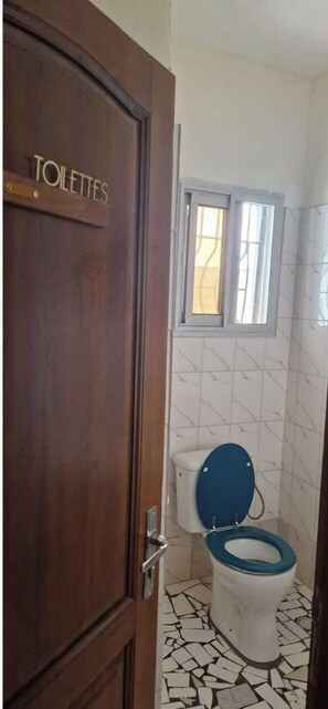 Shower, towels, soap, shampoo