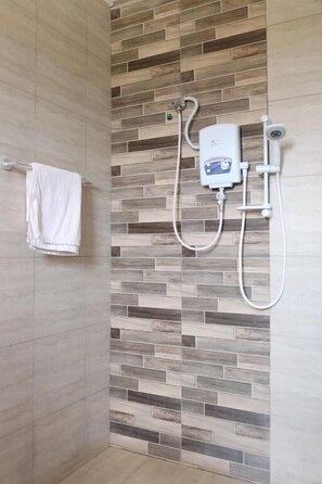 Bathroom - Nanofilter HOUSE (Arusha)