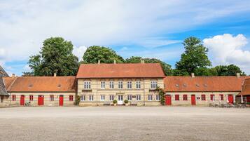 Overnatningsstedets facade
