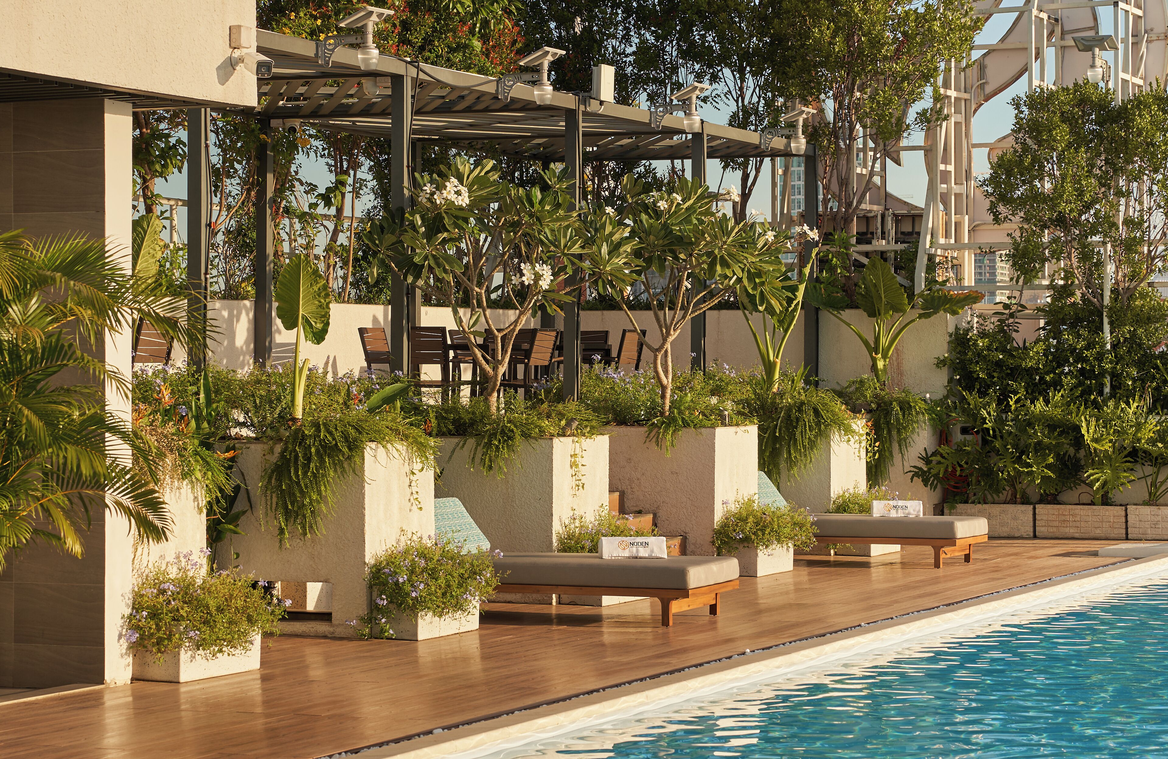 Piscine sur le toit