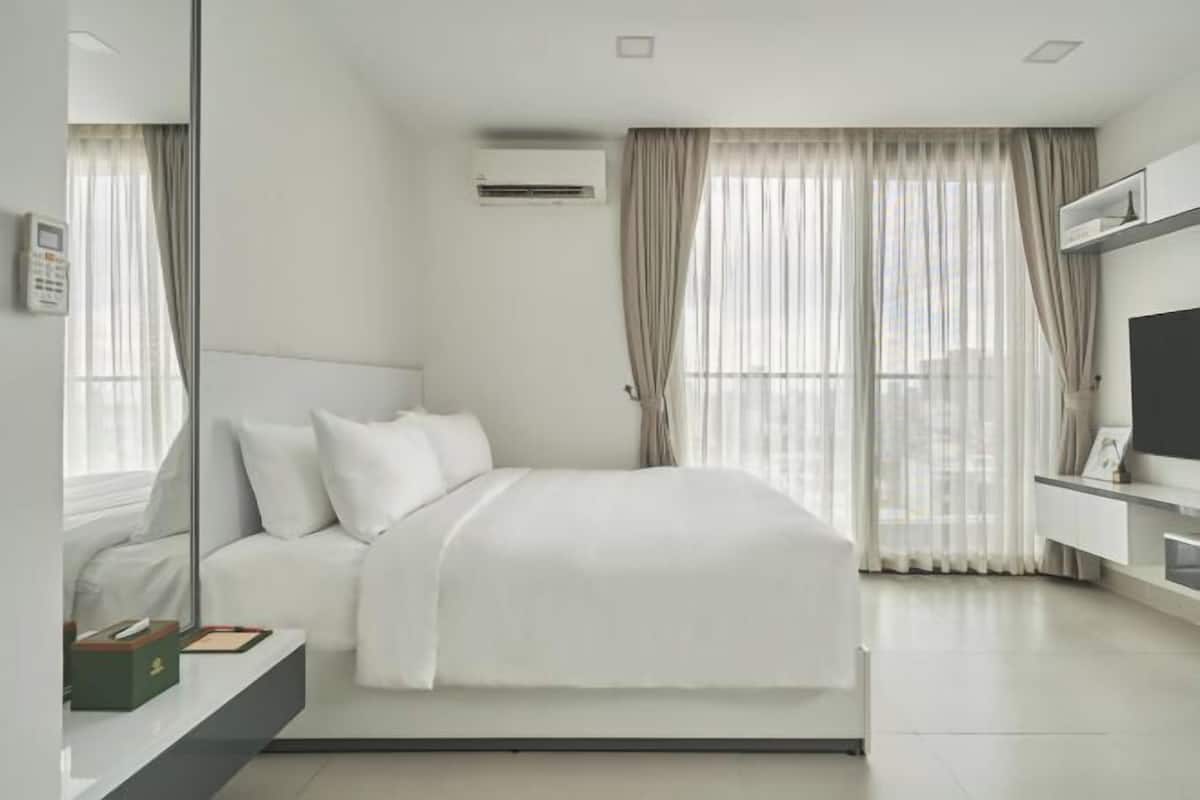 In-room safe, desk, blackout curtains, soundproofing