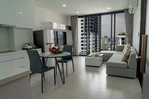 1-Bedroom Apartment City View