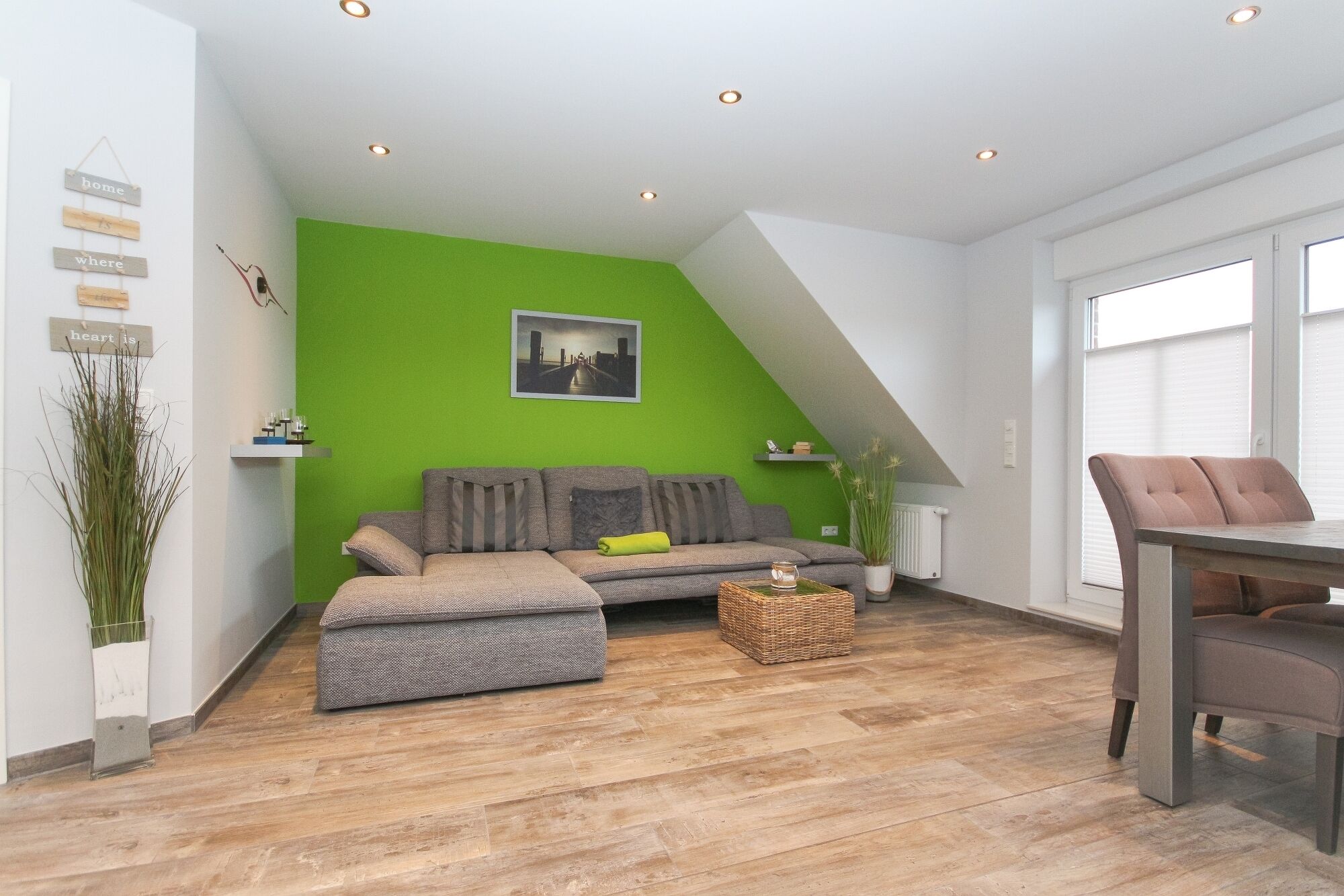Herzlich Willkommen In Dem Geräumigen Neubau Ferienwohnung Am Kutterhafen Ii - Norddeich