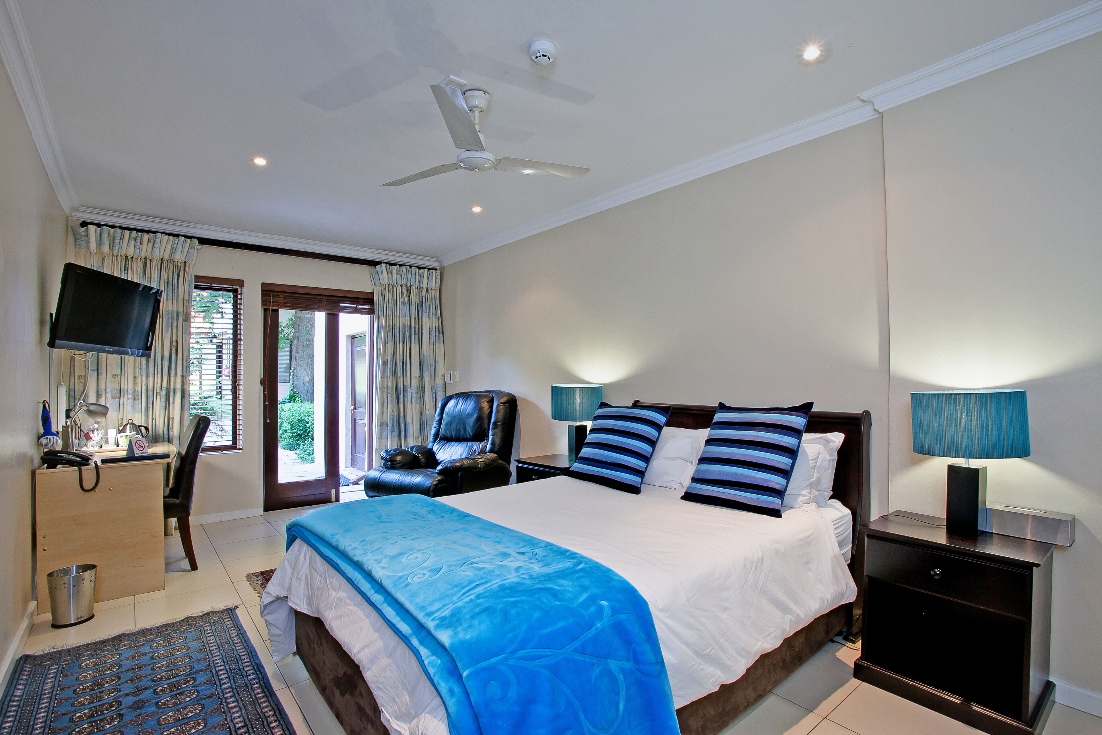 1 bedroom, Egyptian cotton sheets, premium bedding, free WiFi