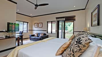 1 bedroom, Egyptian cotton sheets, premium bedding, free WiFi