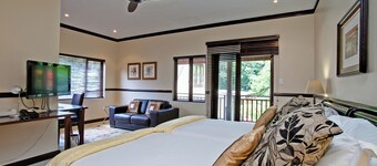 NO66 Sandton Lodge