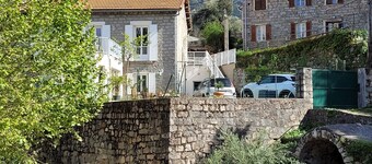 Typique maison Corse entre montagne et mer 