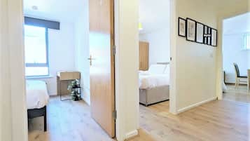 2 bedrooms, desk, iron/ironing board, free WiFi