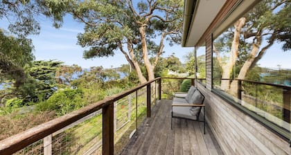 Chatby House - Haven extends a warm welcome to your beloved pets, completing the symphony of ch