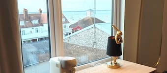 Pinnacle Suites