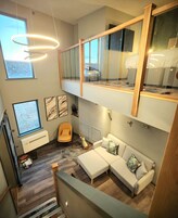 Suíte luxo | Roupas de cama premium, camas Select Comfort, escrivaninha
