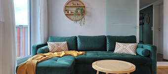 Birdhouse - Big Living für 12 - 2 Terrassen, Kicker, BBQs, PS4, Fitness