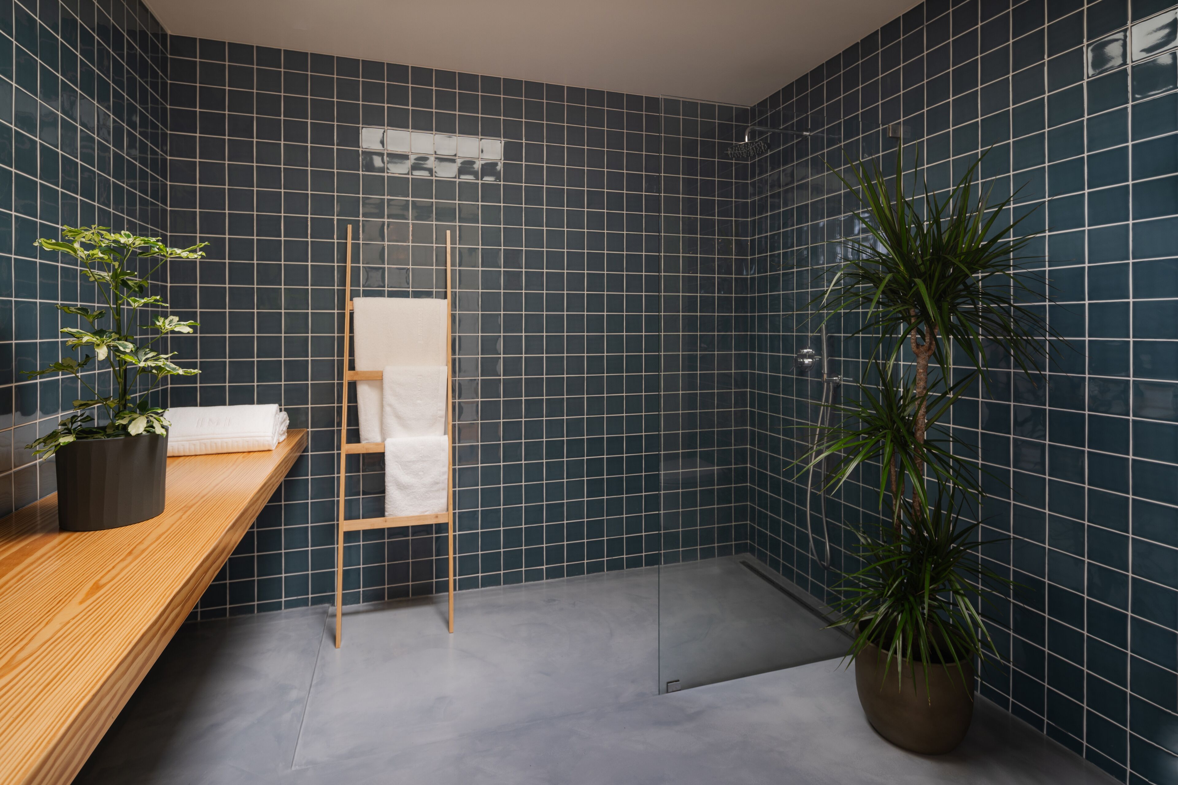 Foto - ENTRE MUROS - Turismo Rural - Casa com jardim e acesso direto ao mar