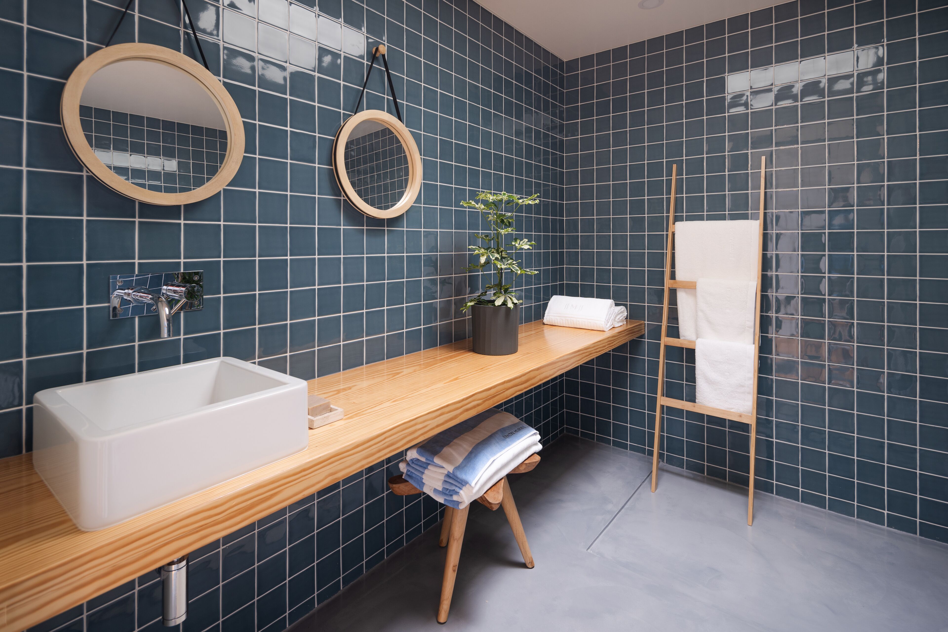 Foto - ENTRE MUROS - Turismo Rural - Casa com jardim e acesso direto ao mar