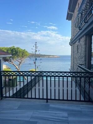 Family Studio Suite | Egyptian cotton sheets, premium bedding, memory foam beds - AKVARYUM BUTİK OTEL KARABURUN (Karaburun)