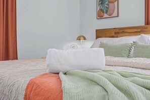 3 chambres, fer et planche à repasser, lit de bébé portatif, Wi-Fi