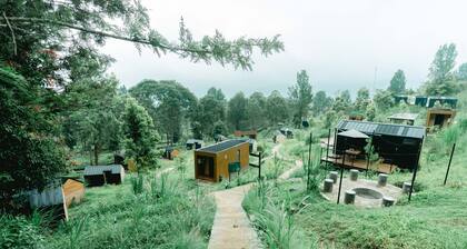 Bobocabin Gunung Mas