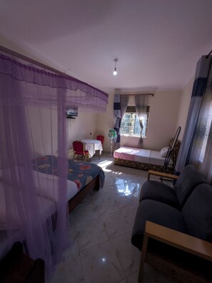 エグゼクティブ ダブルルーム | デスク、WiFi (無料)、ベッドシーツ