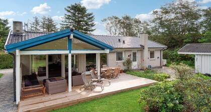 Amazing home in Dronningmølle