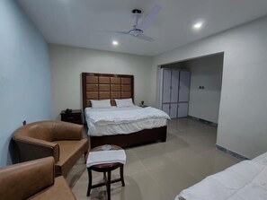 Executive Room | 1 bedroom, free WiFi - Alpha Hotel and Restaurant (Skardu)