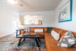 Televisión, oficina