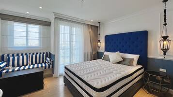 Estudio Deluxe | 1 habitación, cortinas blackout y ropa de cama