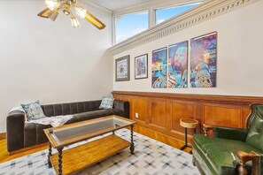 Télévision, espaces bureaux