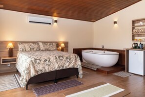 Superior Chalet, 1 Queen Bed with Sofa bed, Balcony, Mountain View