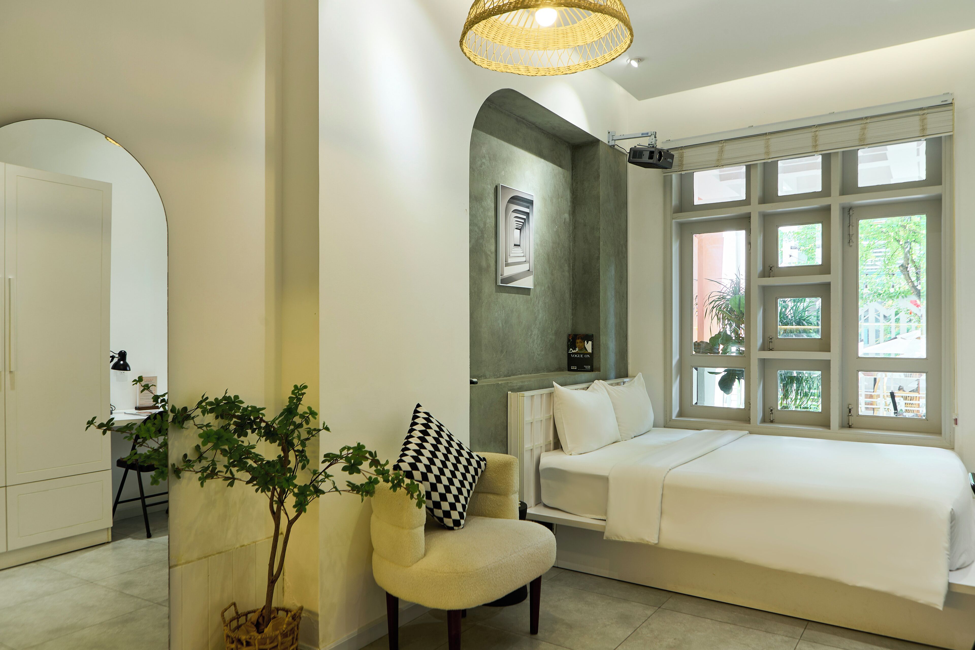 Standard Garden View | Down duvets, Select Comfort beds, minibar, desk