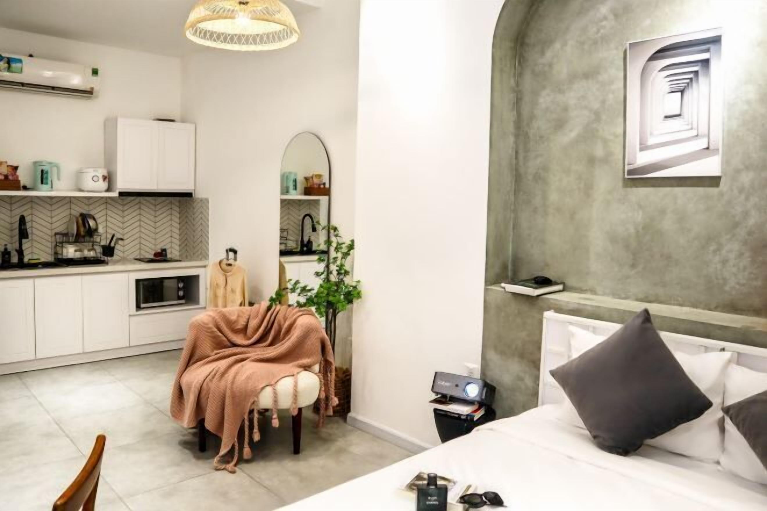 미니바, 책상, 노트북 작업 공간, 다리미/다리미판