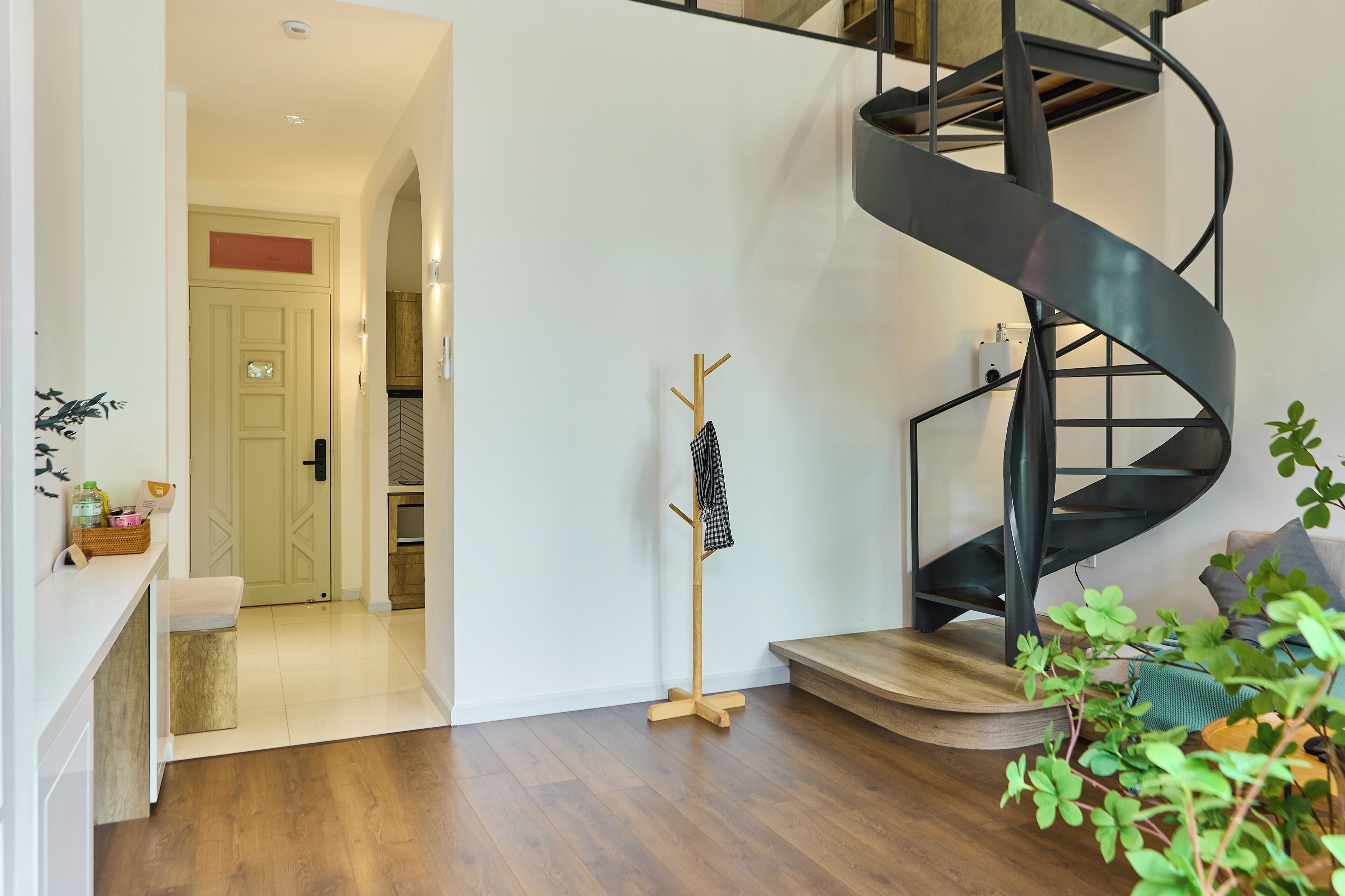 Nhà Duplex | Khu phòng khách | Sách 