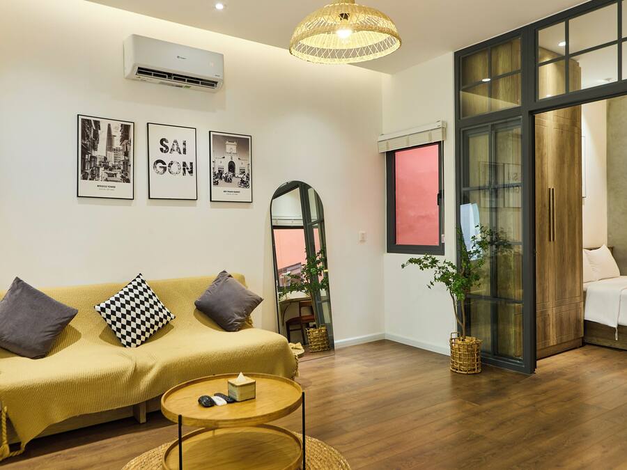Kin Inspreid 1 with balcony (Penthouse) | Area keluarga | Buku