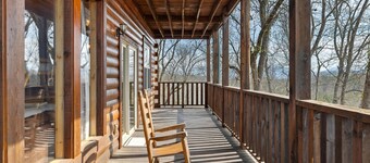 6 Master Suites, Sleeps 28, Arcade, Hot Tub, Pool Table, Game Room and More!