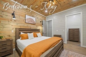 5 bedrooms, WiFi, bed sheets