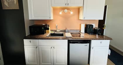 DTC Studio, Gym, Comfort and Convenience