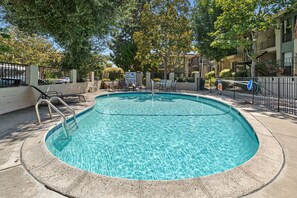 Pool - Fairway Haven - Luxury Carlsbad Golf Course Condo on the Omni La Costa Resort (Carlsbad)