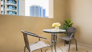 Unclassified image, 2 of 10, button - Elite LUX Holiday Homes - Fabulous Studio - Access to Beach Metro in Dubai Marina (Dubai)