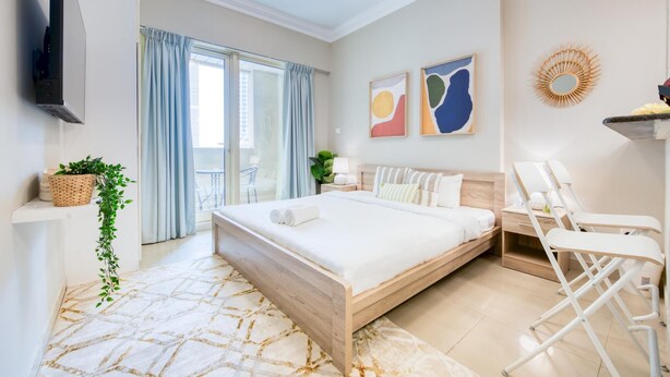 Unclassified image, 1 of 10, button - Elite LUX Holiday Homes - Fabulous Studio - Access to Beach Metro in Dubai Marina (Dubai)