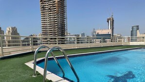 Unclassified image, 3 of 10, button - Elite LUX Holiday Homes - Fabulous Studio - Access to Beach Metro in Dubai Marina (Dubai)