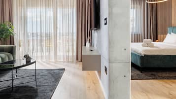 Studio | 1 bedroom, premium bedding, laptop workspace, blackout drapes