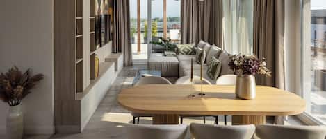 Luxe penthouse, 3 slaapkamers | 1 slaapkamer, luxe beddengoed, een laptopwerkplek