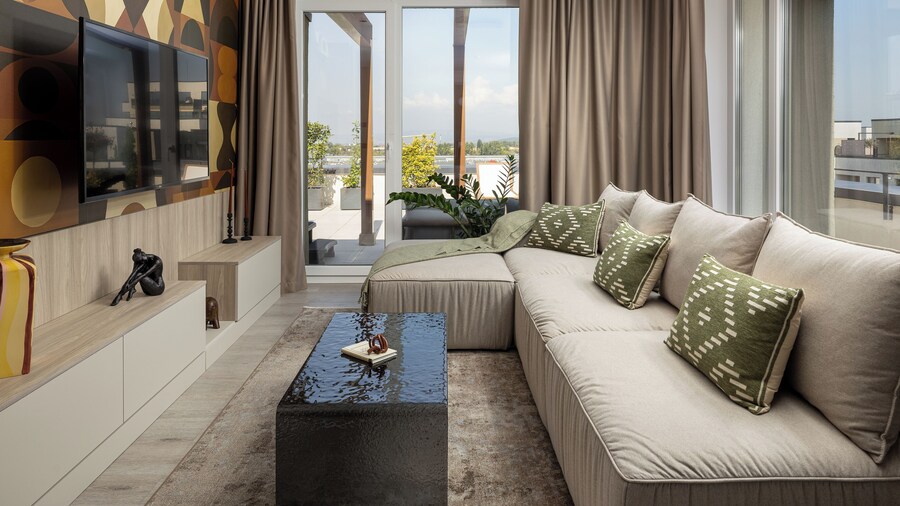 The Alley by Kanopian