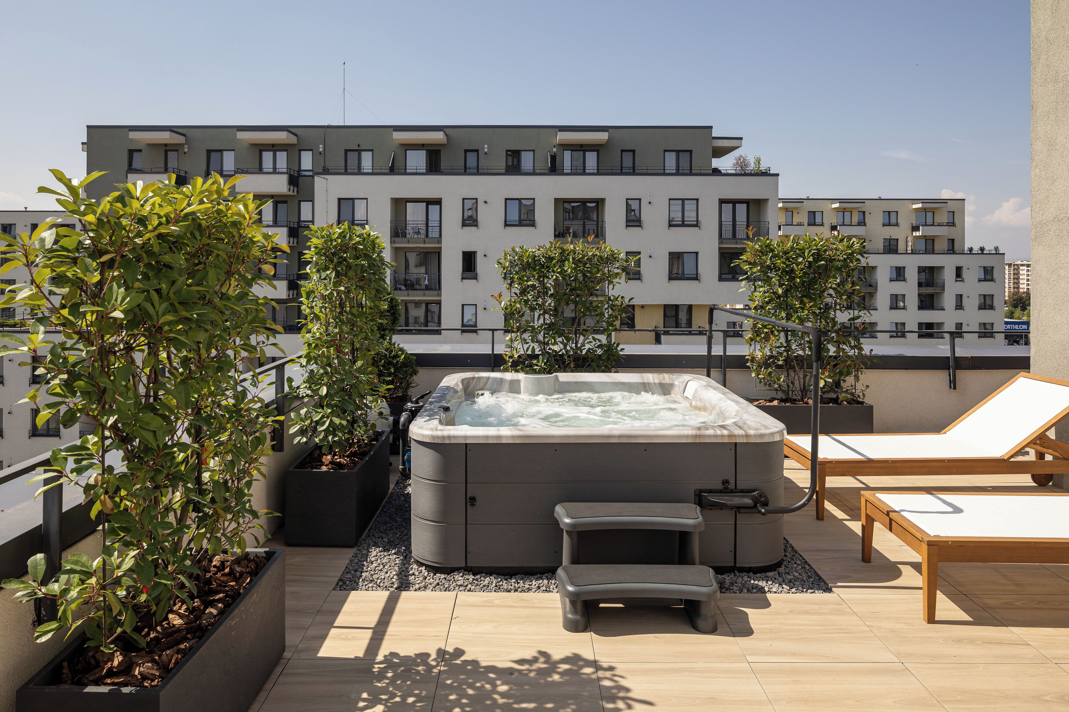 Penthouse de lujo, 2 habitaciones | Ropa de cama de alta calidad y espacio para trabajar con laptop 